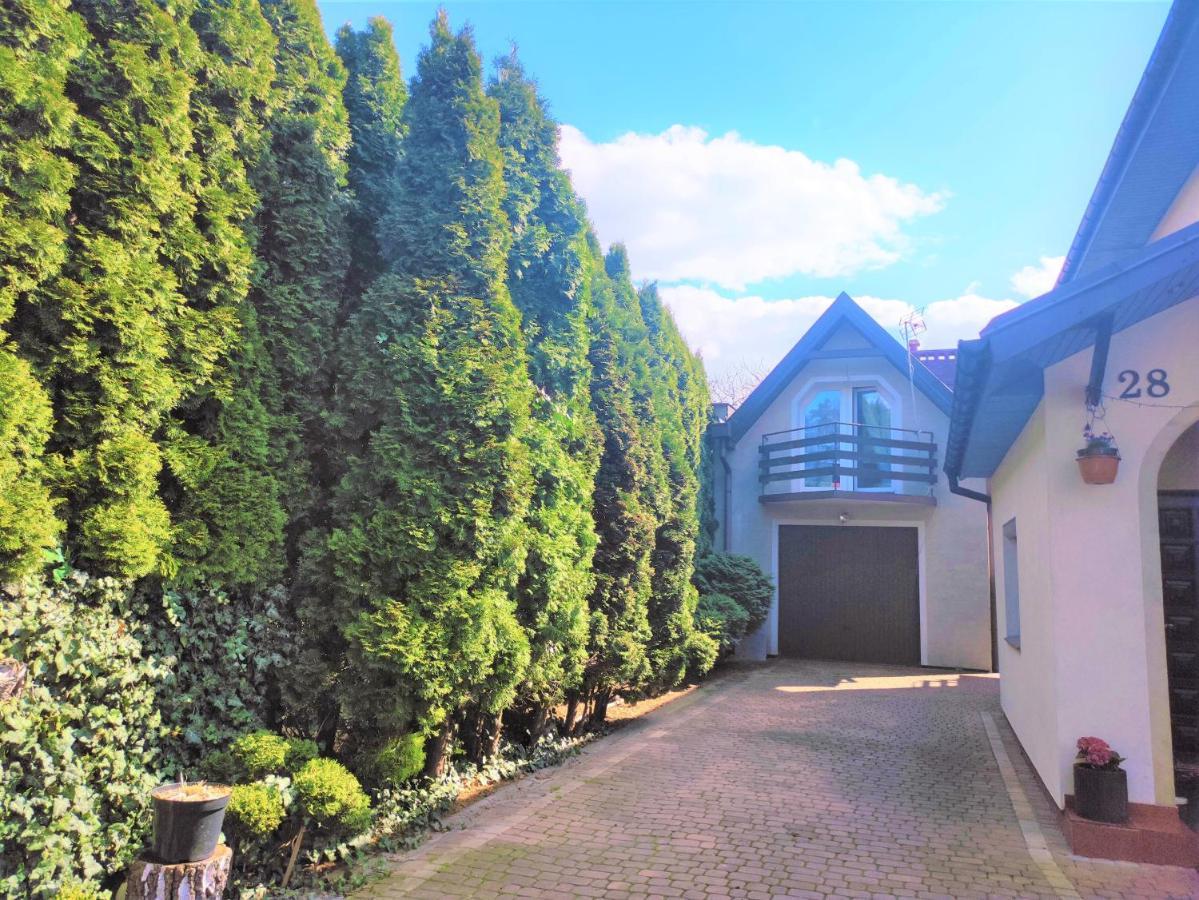 Apartmán Dom Na Zaciszu Varšava Exteriér fotografie